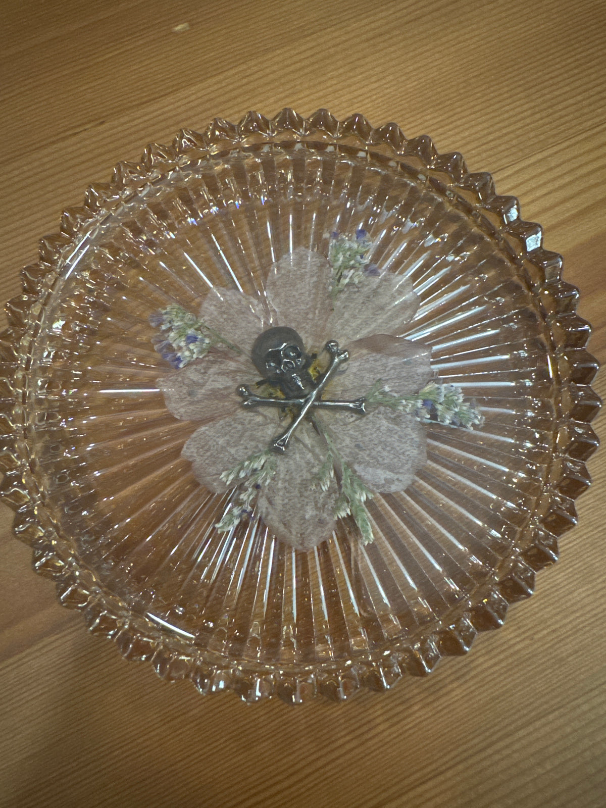 Skull and Crossbones Purple Pressed Flower Resin Glass Dish