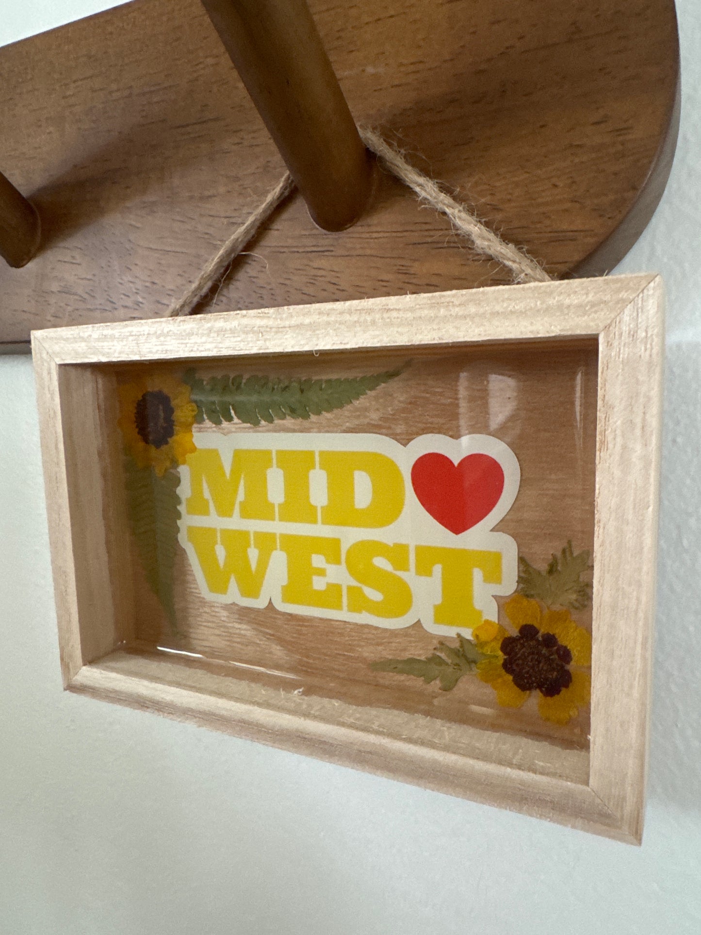 “Midwest” Wood Frame