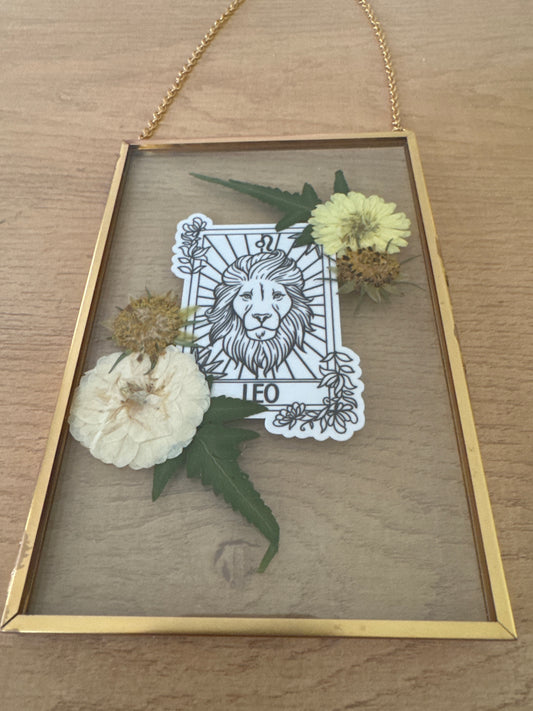 Leo Sign Glass Frame
