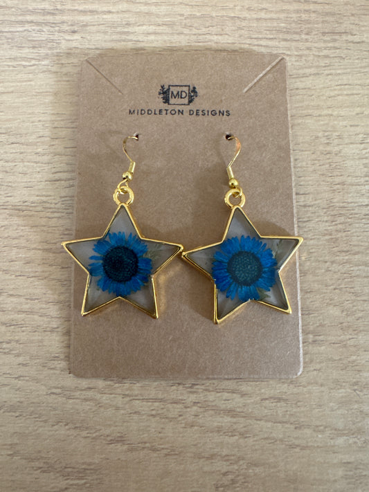 Star-shaped Pressed Flower Resin Earrings